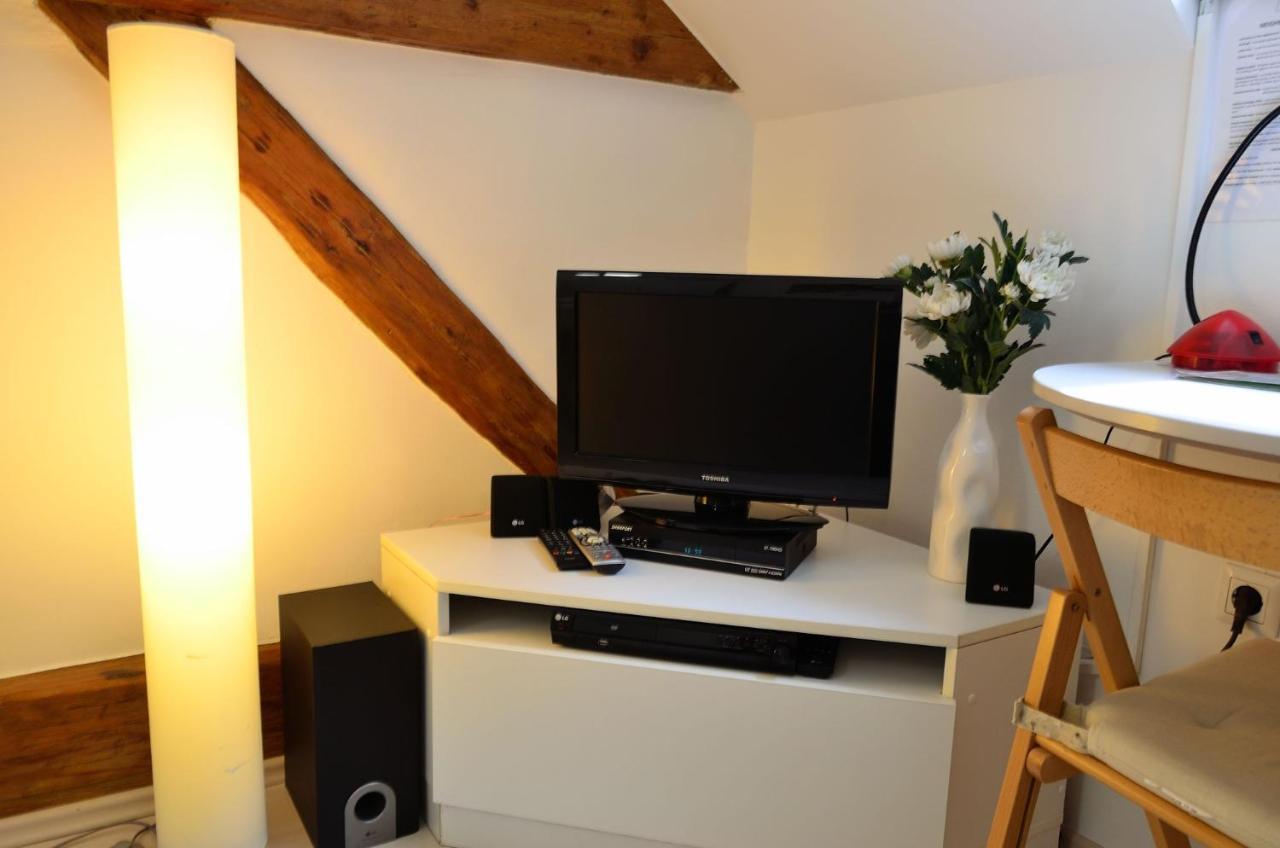Studio Apartment White Zagreb Extérieur photo